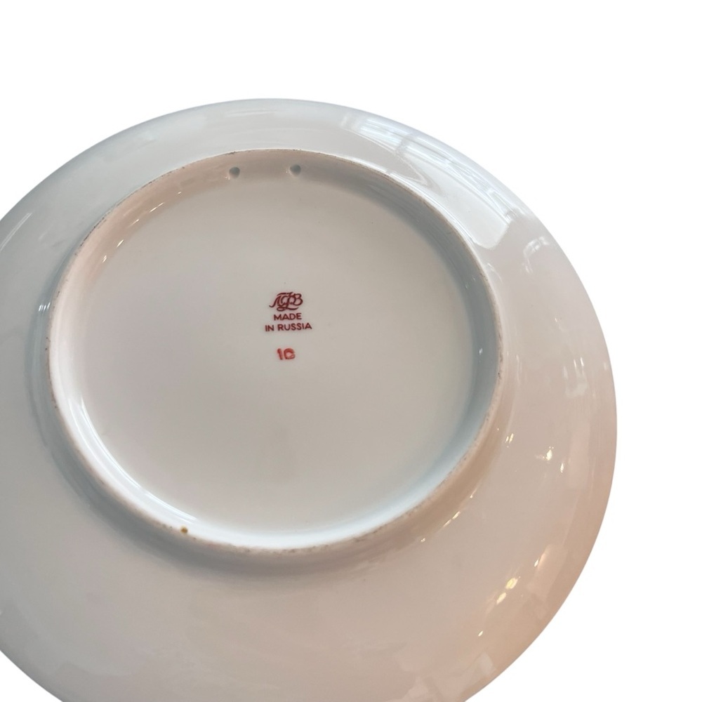 TWO Lomonosov Lunch Dessert Plates Russia Figures St Petersburg 8” - Picture 4 of 8